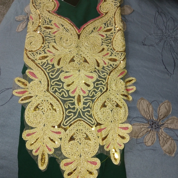 Only Red Gowns left - Picture 11 of 12